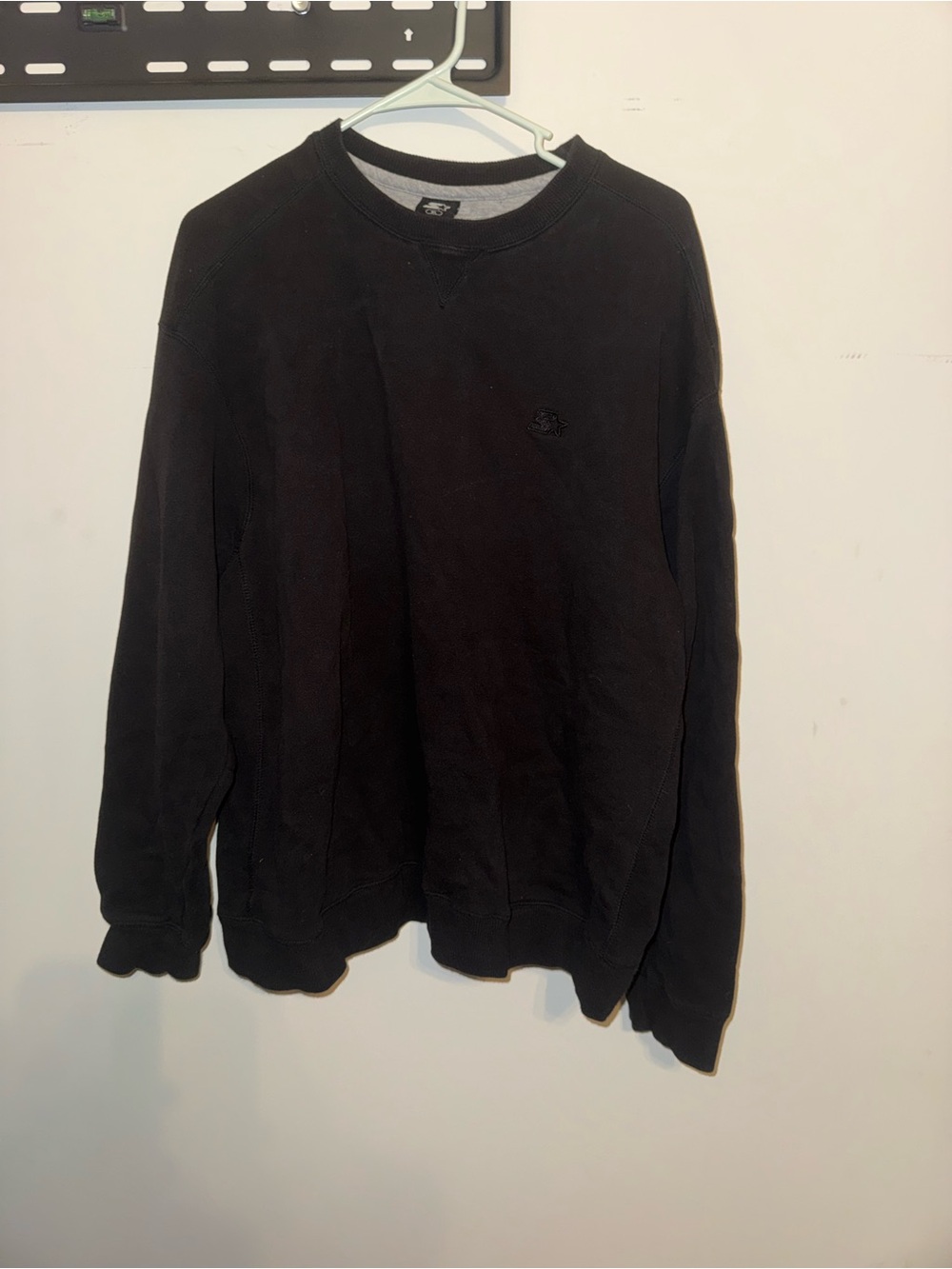 STARTER Black Crewneck Sweatshirt